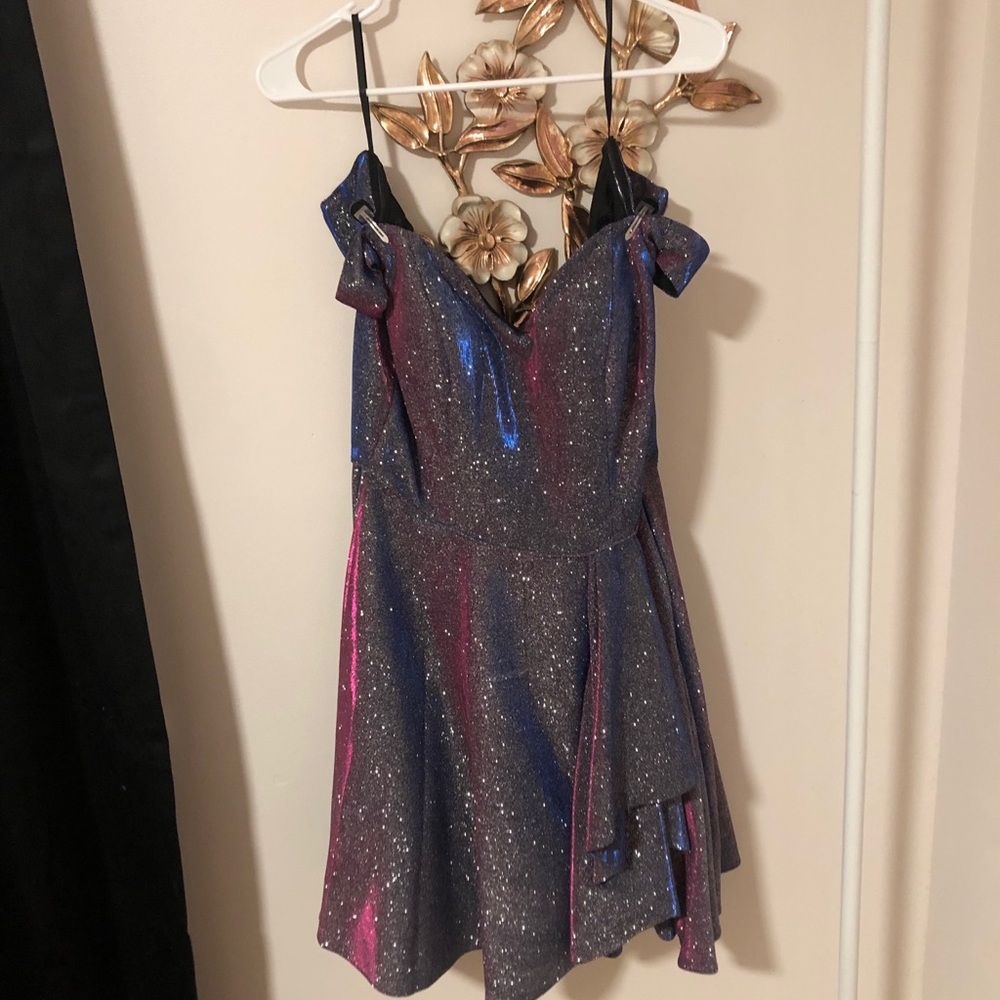 Color changing dress pink and blue💓💙